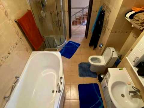будинок за адресою смт. Таїрове, Курортна вулиця