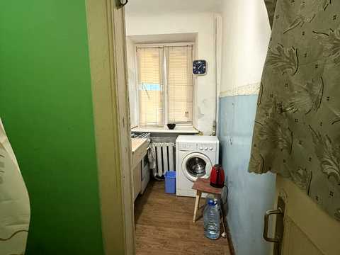 квартира за адресою Богдана Хмельницького вул., 1