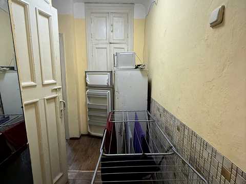 квартира за адресою Богдана Хмельницького вул., 1