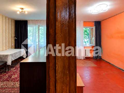 квартира за адресою Космонавтів вул., 30
