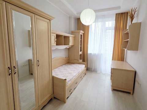 квартира за адресою Перлинна вул., 3