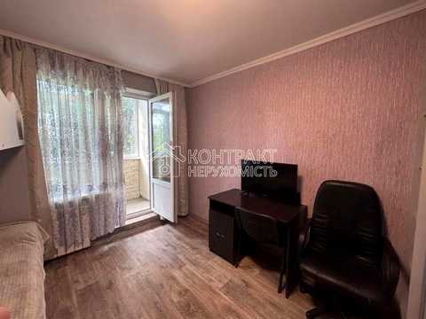 квартира за адресою Михайла Комарова вул. (Тархова), 5