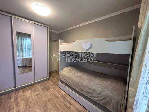 квартира за адресою Михайла Комарова вул. (Тархова), 5