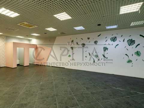 комерційна за адресою Борщагівська вул., 154
