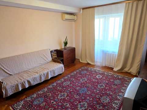 квартира за адресою Велика Васильківська вул. (Червоноармійська), 136