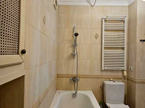 квартира за адресою Верховинна вул., 35
