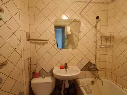 квартира за адресою Нескорених вул. (Героїв Праці), 48а