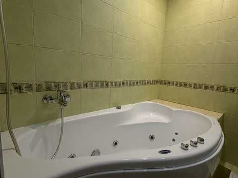 квартира за адресою Лукрецька вул. (Левітана), 3
