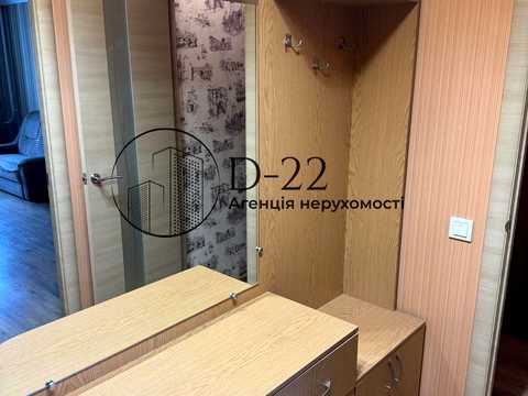 квартира за адресою Райдужна вул., 11