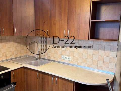 квартира за адресою Райдужна вул., 11