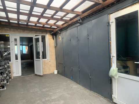 коммерческая по адресу Староміська ул., 33