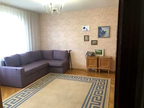 квартира за адресою Івана Фунтового вул., 19