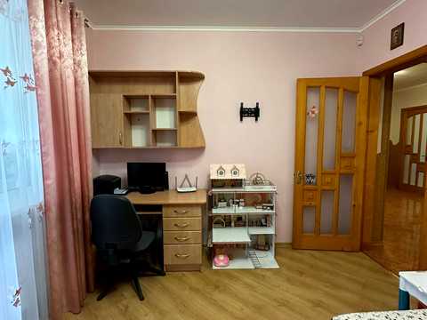 квартира за адресою Степана Бандери вул., 10-В