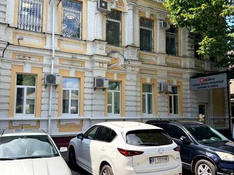 комерційна за адресою Полтава, майдан Незалежності пл., 20
