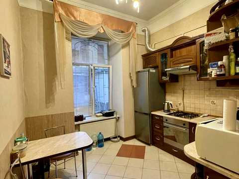 квартира за адресою Івана Вакарчука вул., 7