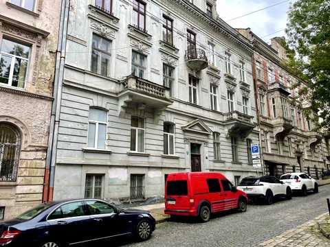 квартира за адресою Івана Вакарчука вул., 7