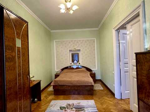 квартира за адресою Івана Вакарчука вул., 7