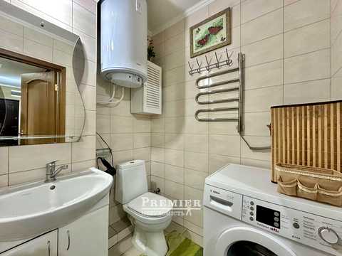 квартира за адресою Зоопаркова вул., 9