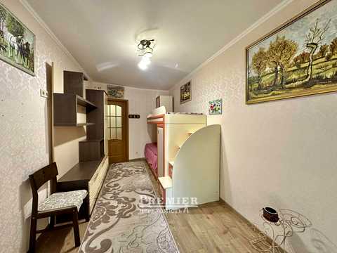 квартира за адресою Зоопаркова вул., 9