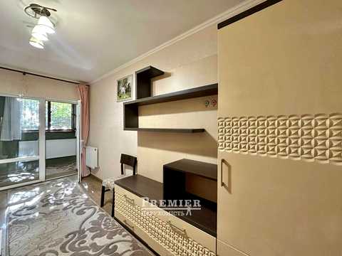 квартира за адресою Зоопаркова вул., 9