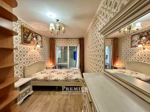 квартира за адресою Зоопаркова вул., 9