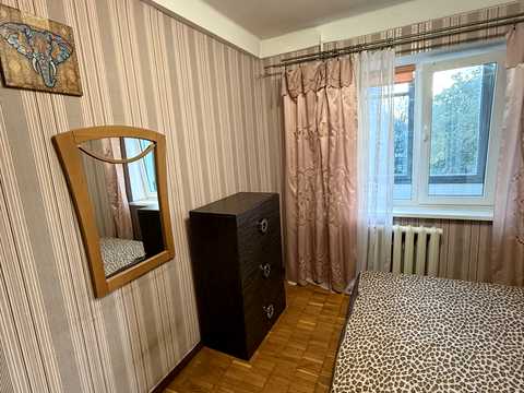 квартира за адресою Парково-Сирецька вул. (Тимофія Шамрила), 4-А