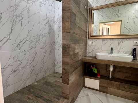 квартира за адресою Середньофонтанська вул., 35