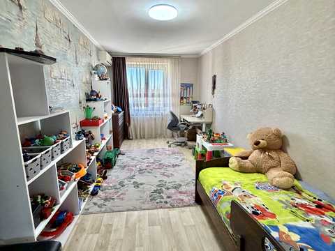 квартира за адресою Олега Ольжича вул. (Ленінградська), 5-А