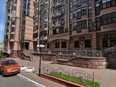 паркоместо по адресу Паторжинского ул., 14