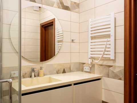 квартира за адресою Трускавецька вул., 8