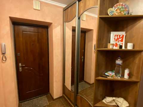 кімната за адресою Володимира Івасюка вул., 48а