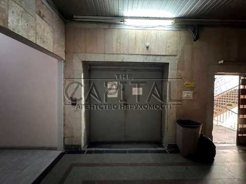 коммерческая по адресу Степана Бандеры просп. (Московський), 8