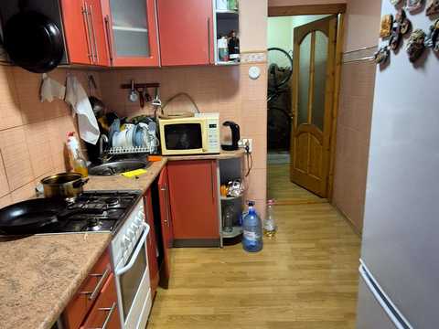 квартира за адресою Карпатська вул., 6