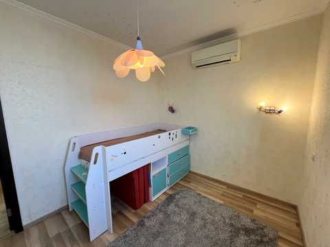 квартира за адресою Василя Симоненка вул., 5