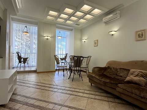 квартира за адресою Івана Франка вул., 22/24
