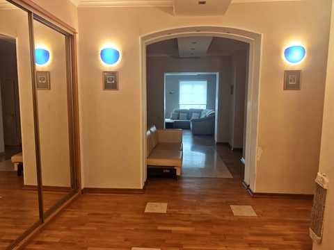 квартира по адресу Педагогическая ул., 27