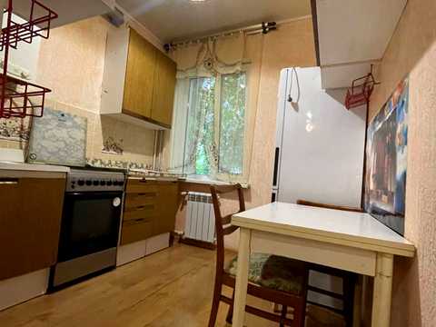 квартира за адресою Металургів просп., 32