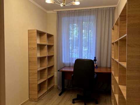 квартира за адресою Отакара Яроша вул., 21а