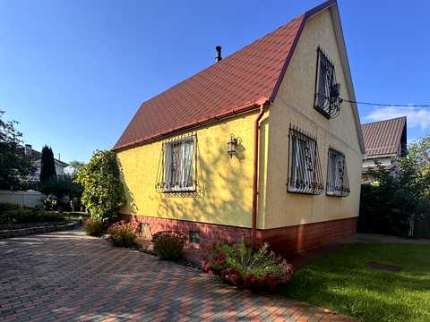 будинок за адресою Богатирська вул., 42