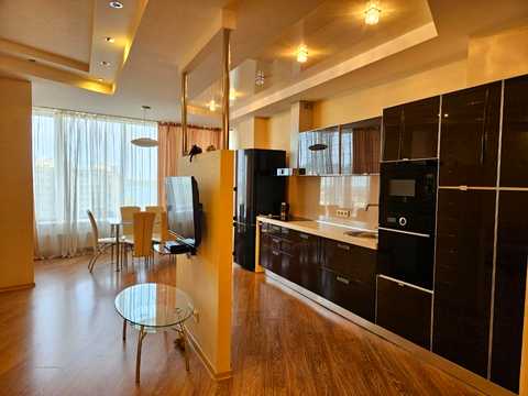 квартира за адресою Королеви Єлизавети ІІ вул. (Глинки), 2