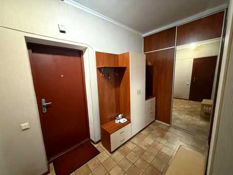 квартира за адресою Василя Симоненка вул., 5-А