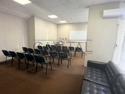 комерційна за адресою Олександра Мишуги вул., 2