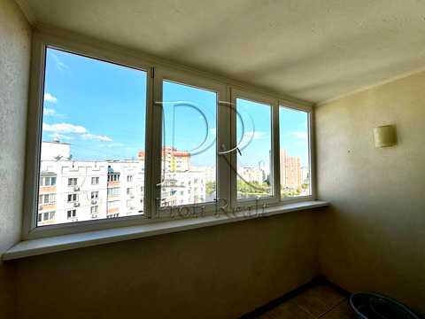 квартира по адресу Драгоманова ул., 1-Б