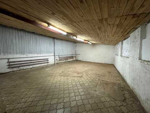 комерційна за адресою Луцьк, Клима Савура вул., 21а