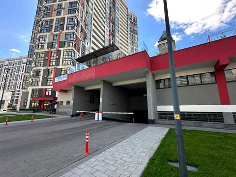паркомісце за адресою Микільсько-Слобідська вул., 15