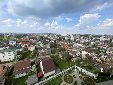 квартира за адресою Івано-Франківськ, Височана вул., 18 к40