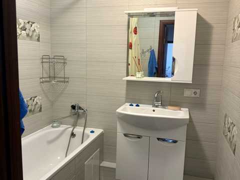 квартира за адресою Софії Русової вул., 7