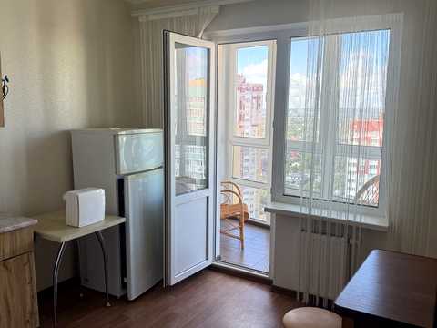 квартира за адресою Софії Русової вул., 7