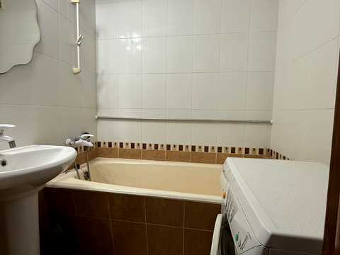 квартира за адресою Верховинна вул., 18