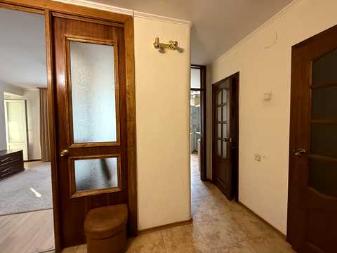 квартира за адресою Верховинна вул., 18
